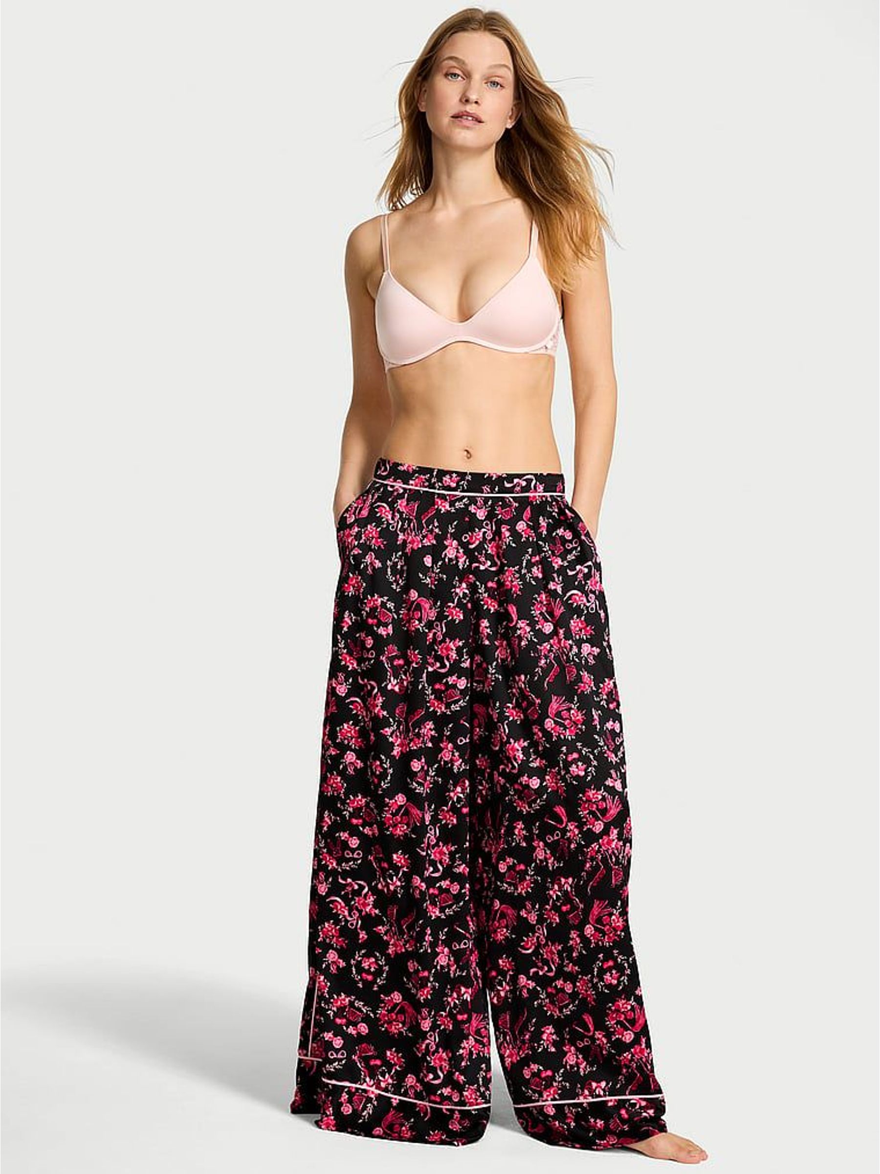 Black Floral Print Satin Wide Leg Pyjama Trousers (H64967) | €59
