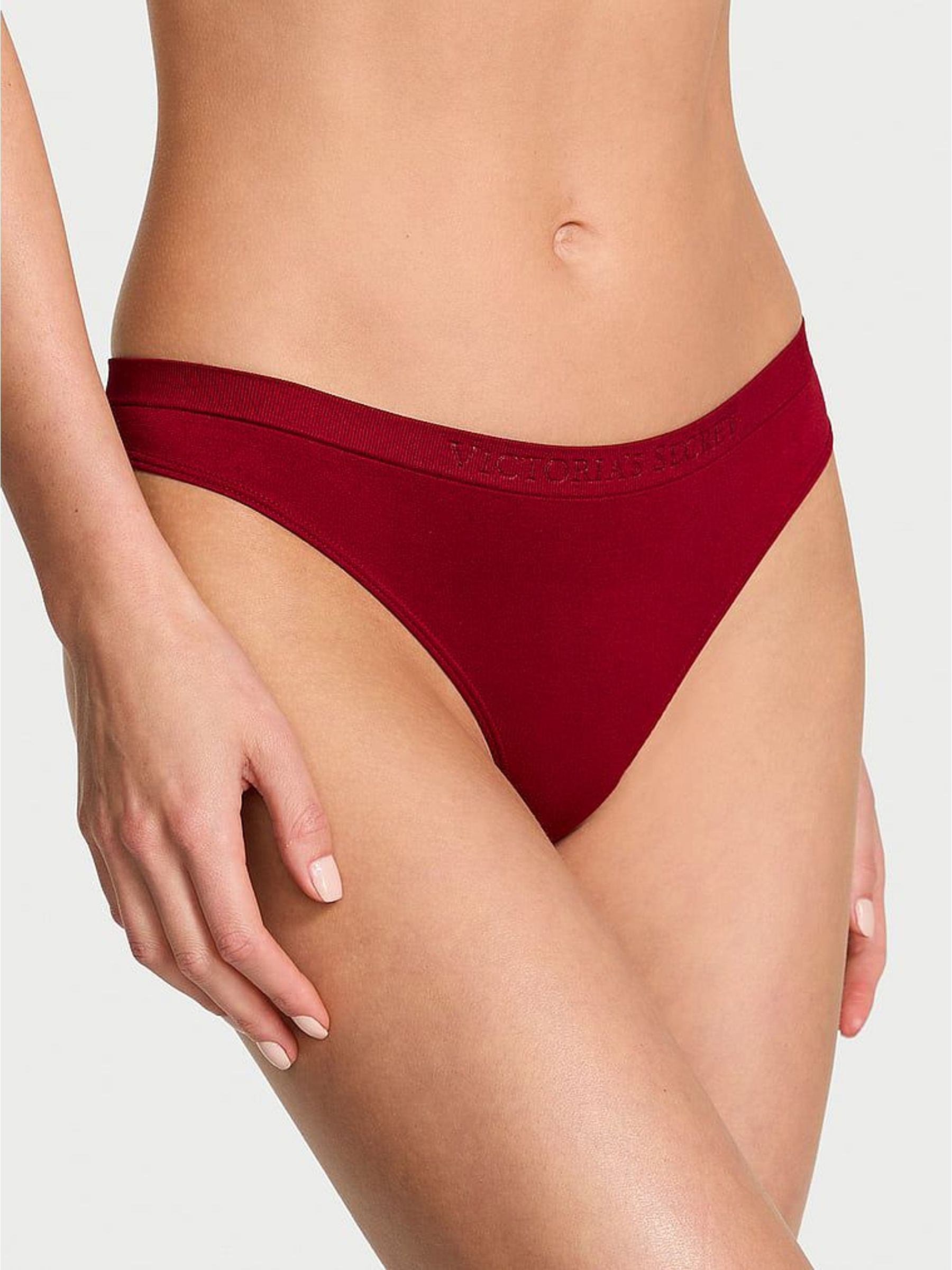 Red Lacquer Thong Shine Knickers (H65313) | €13