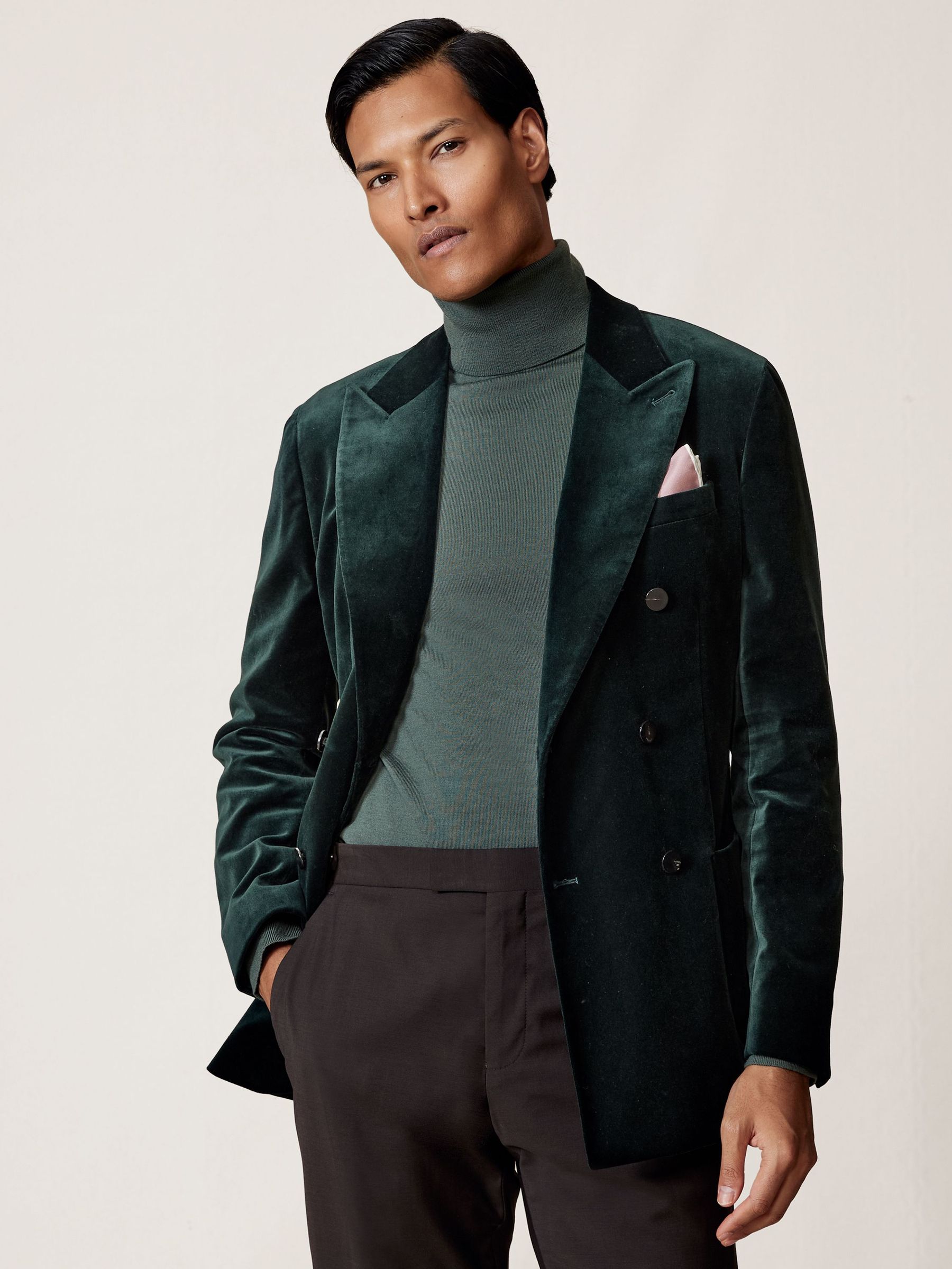 Double-Breasted Velvet Blazer Tailored-Fit in Emerald Green (H65963) | €450