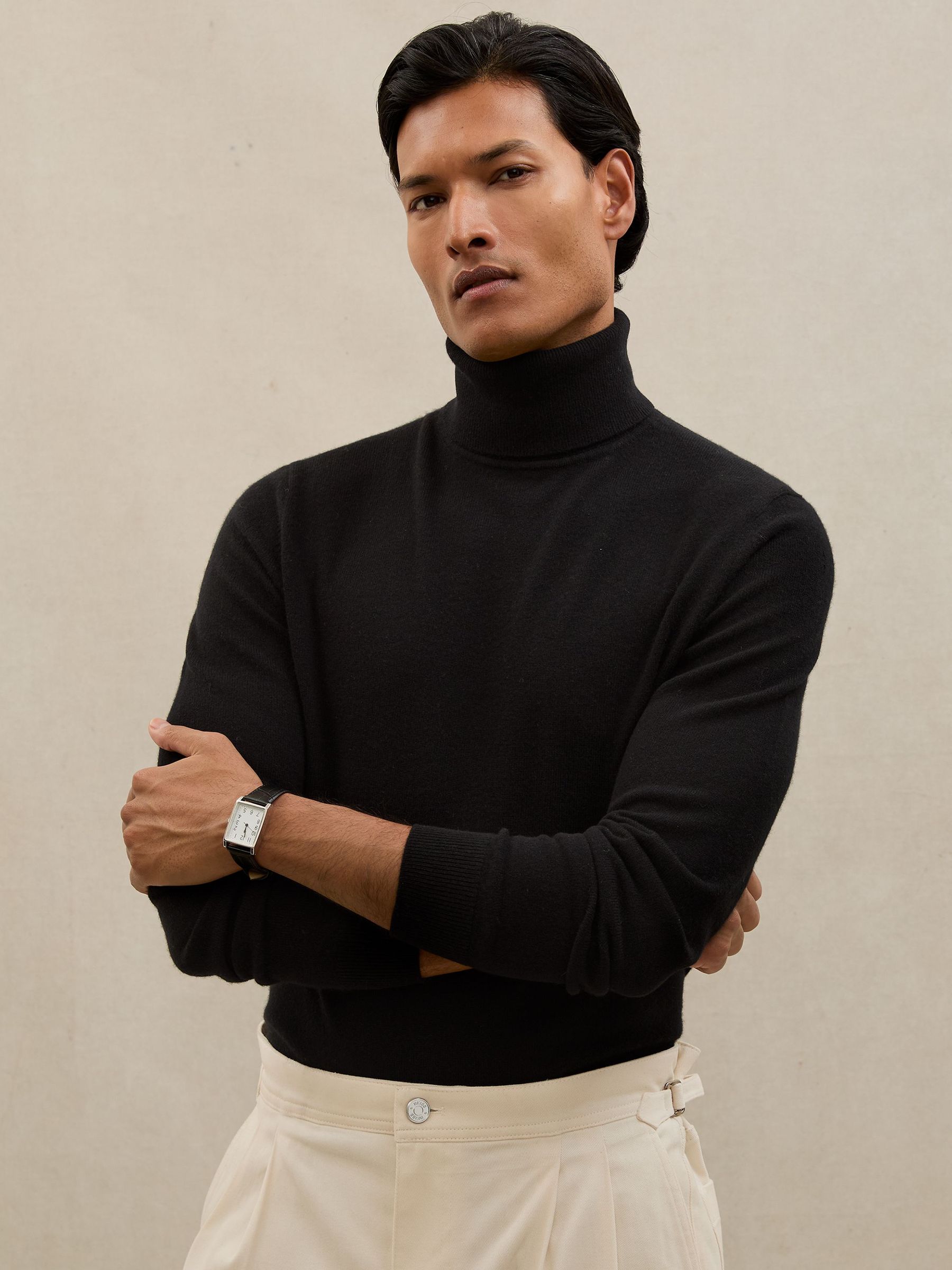 Jumper in Black (H68063) | €220