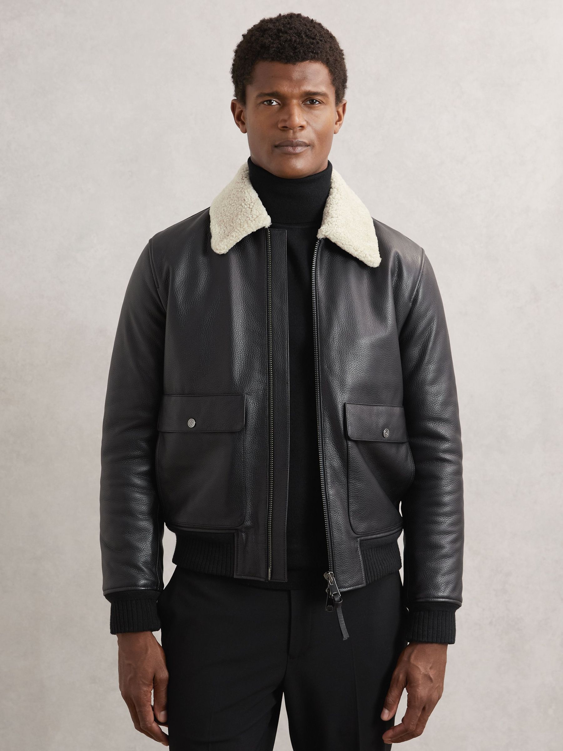 Leather Shearling-Collar Bomber Jacket in Black (H68278) | €1,415