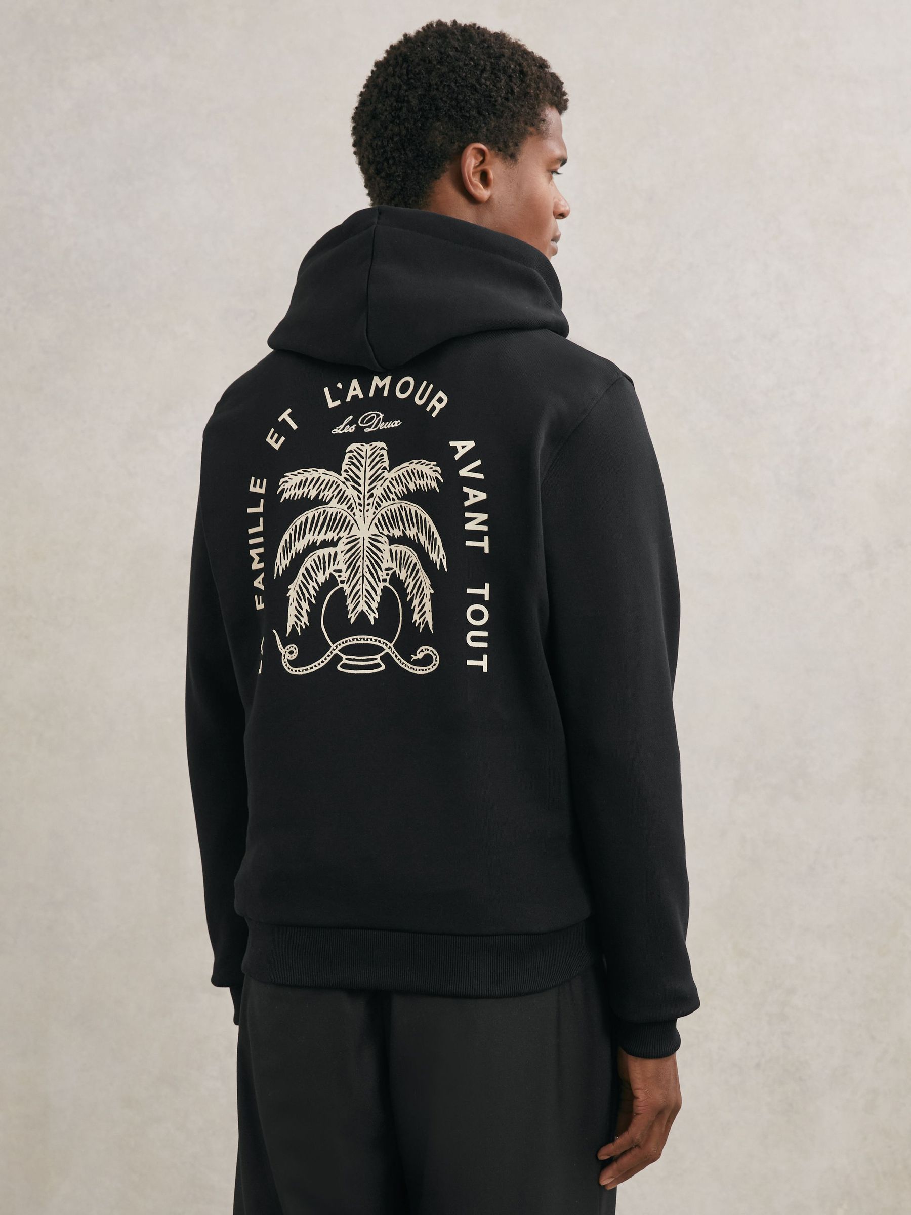 Les Deux Cotton Artwork-Print Hoodie in Black (H76560) | €165