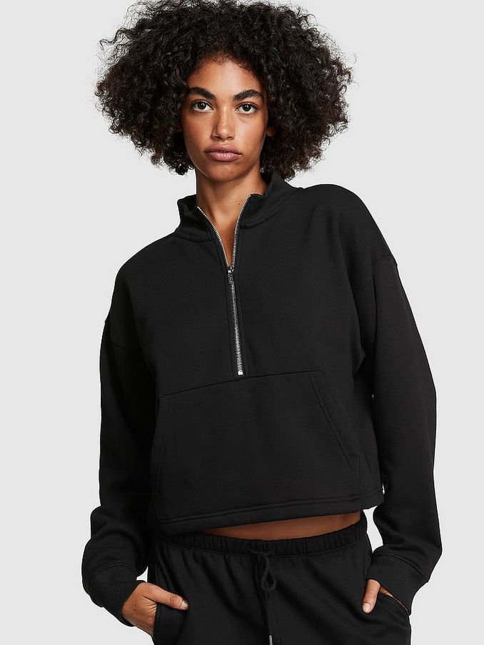 Pure Black Fleece Sweatshirt (K49835) | €20