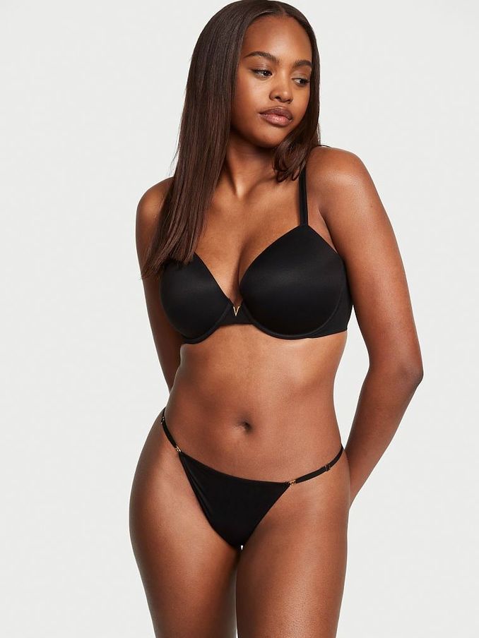 Black Smooth Thong Knickers (K52522) | €7