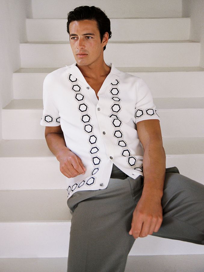 Knitted Cuban Collar Shirt in White (K74340) | CHF 98