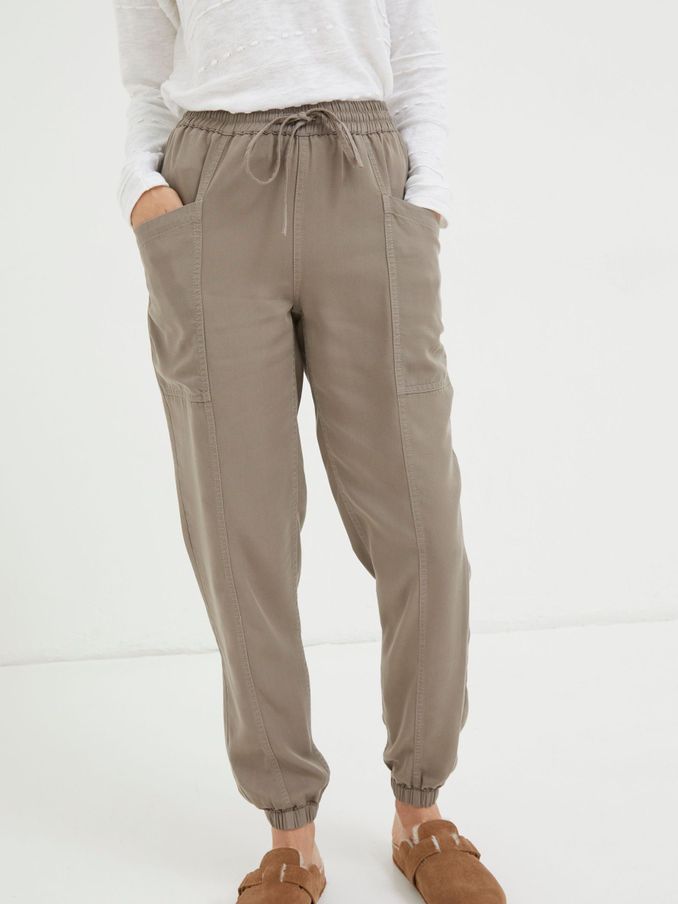 Lyme Brown Cargo Cuffed Joggers (K76025) | €39