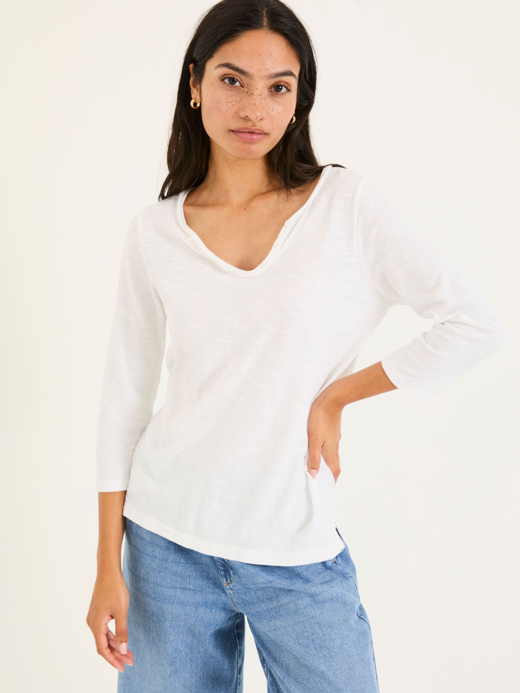 Porter White 100% Cotton T-Shirt (K76060) | $42