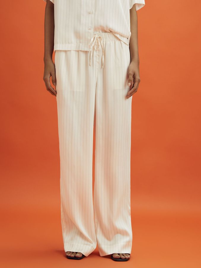 McLaren F1 Monte Carlo Wide Leg Drawstring Trousers in White Multi (K95906) | €89