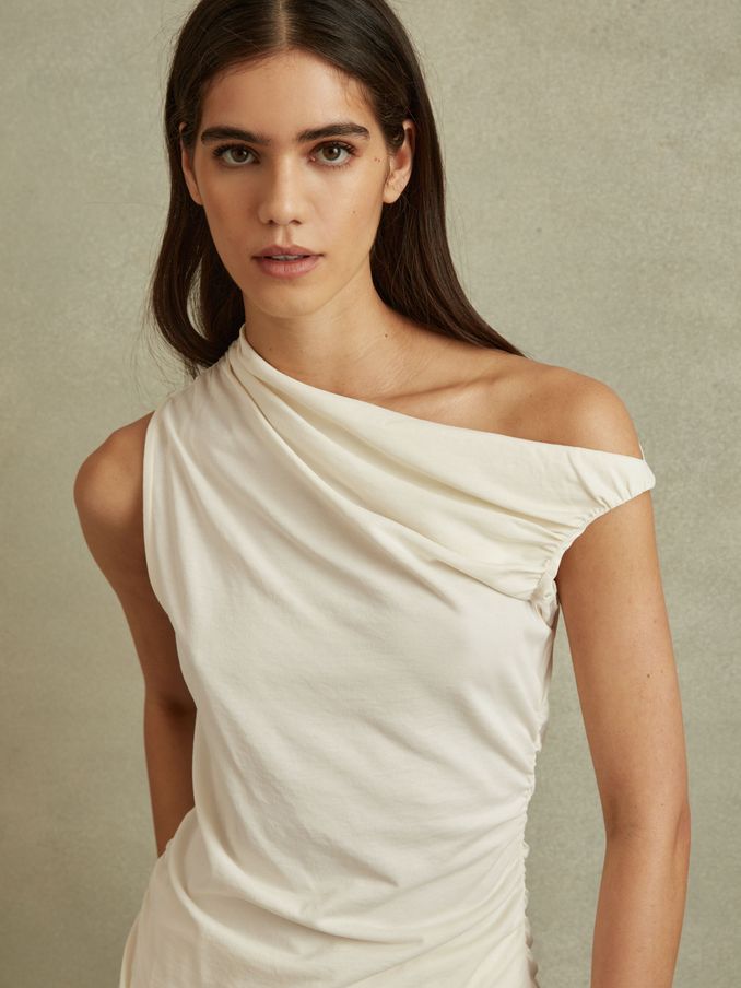 Ruched Off-The-Shoulder Top in Ivory (M51032) | €39