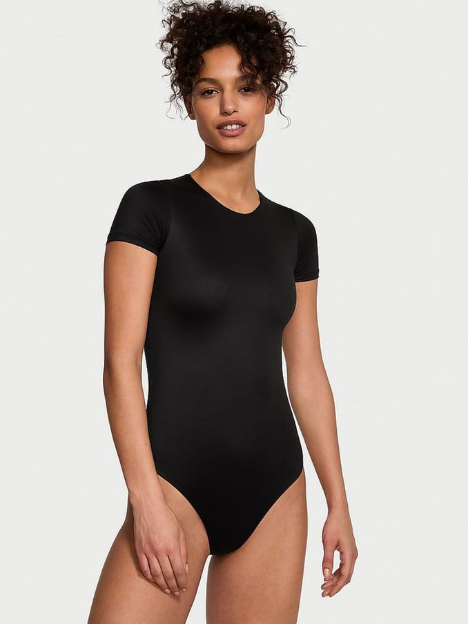 Black FeatherSoft™ BODYWEAR Short-Sleeve Bodysuit (N26110) | €52