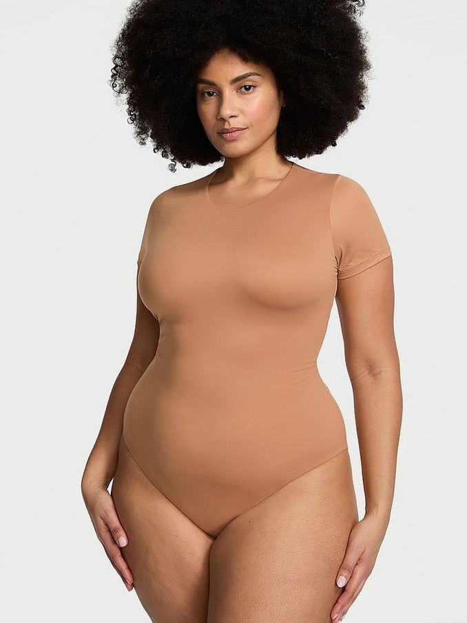 Toffee Nude FeatherSoft™ BODYWEAR Short-Sleeve Bodysuit (N26166) | €52