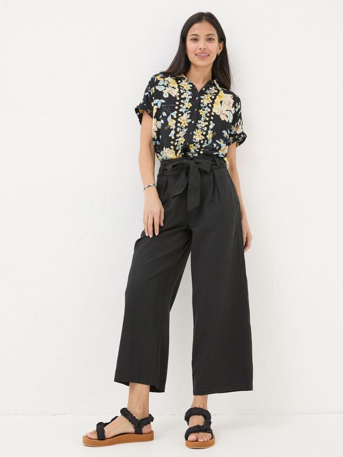 Mina Black Cropped Trousers (N28973) | €42