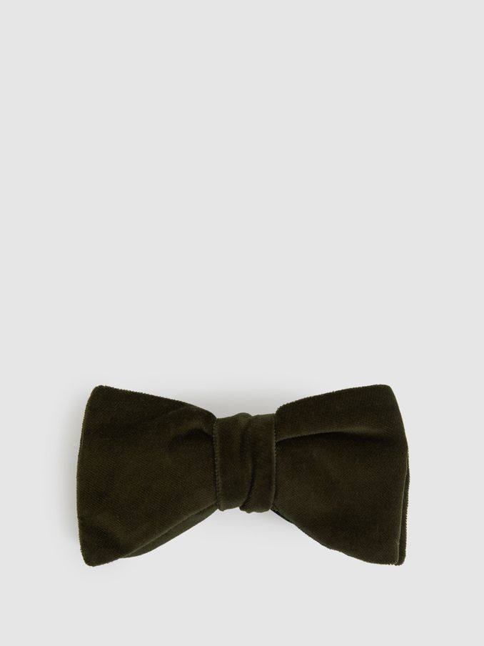 Velvet Bow Tie in Emerald (N40569) | €95