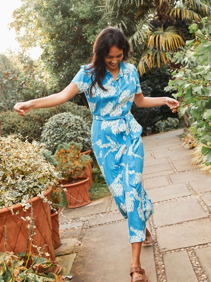 Blue Aster Textured Leaves Midi Dress (N71139) | €48
