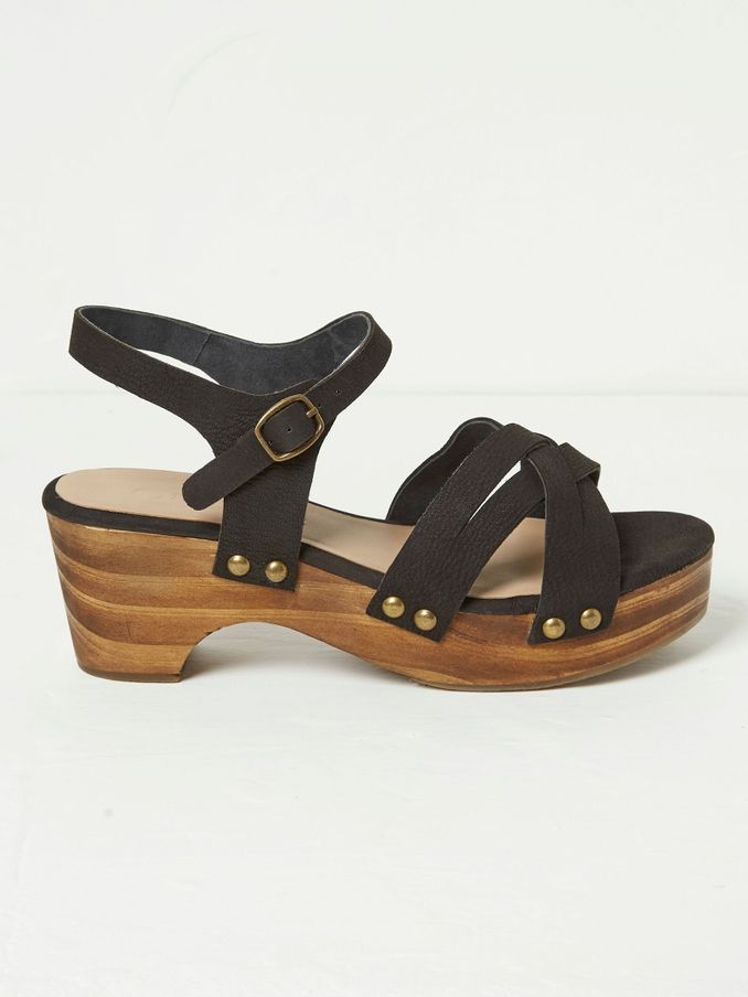 Leoni Black Mid Heel Clogs (N73027) | €33