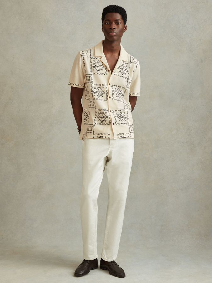 Textured Embroidered Cuban Collar Shirt in Ecru/Navy (N74214) | €97