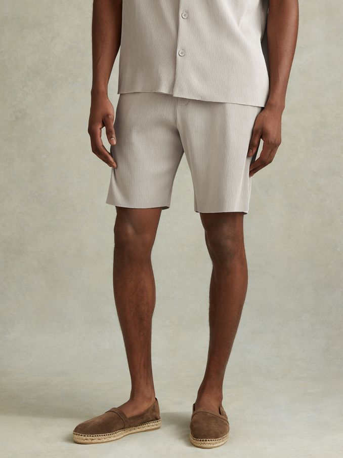 Ribbed Elasticated Waist Shorts in Silver (N74446) | 158 QAR