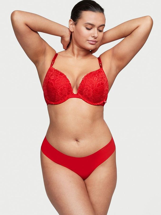 Lipstick Red Thong Knickers (P22683) | €10.50
