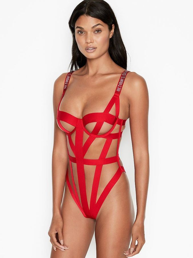 Lipstick Red Strappy Unlined Bodysuit (P25735) | €48