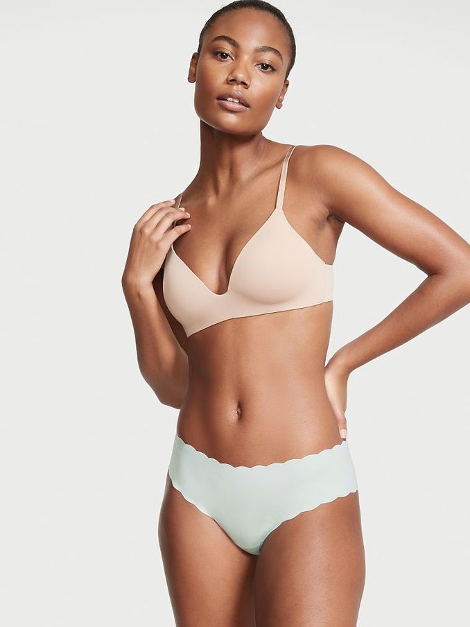 Winter Ice Blue Scallop Hiphugger Knickers (P55409) | €4