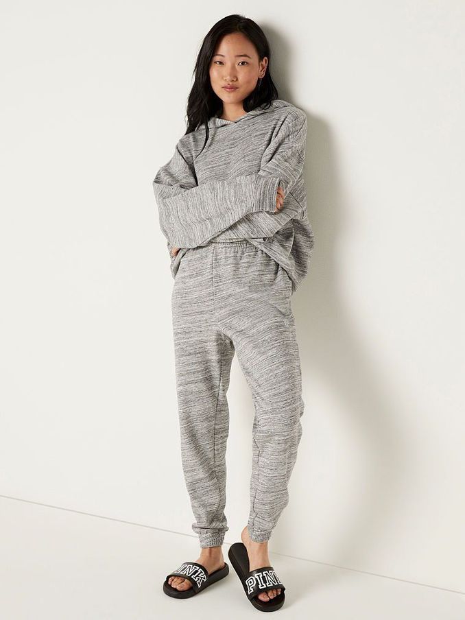 Heather White Tiger High Waist Campus Jogger (P62116) | €11