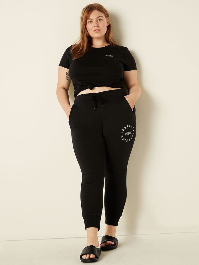 Pure Black Heritage Shine Everyday Lounge Skinny Jogger (P62133) | €11