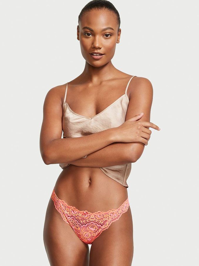Floral Cross Dye Lace Thong Panty (P67425) | €5