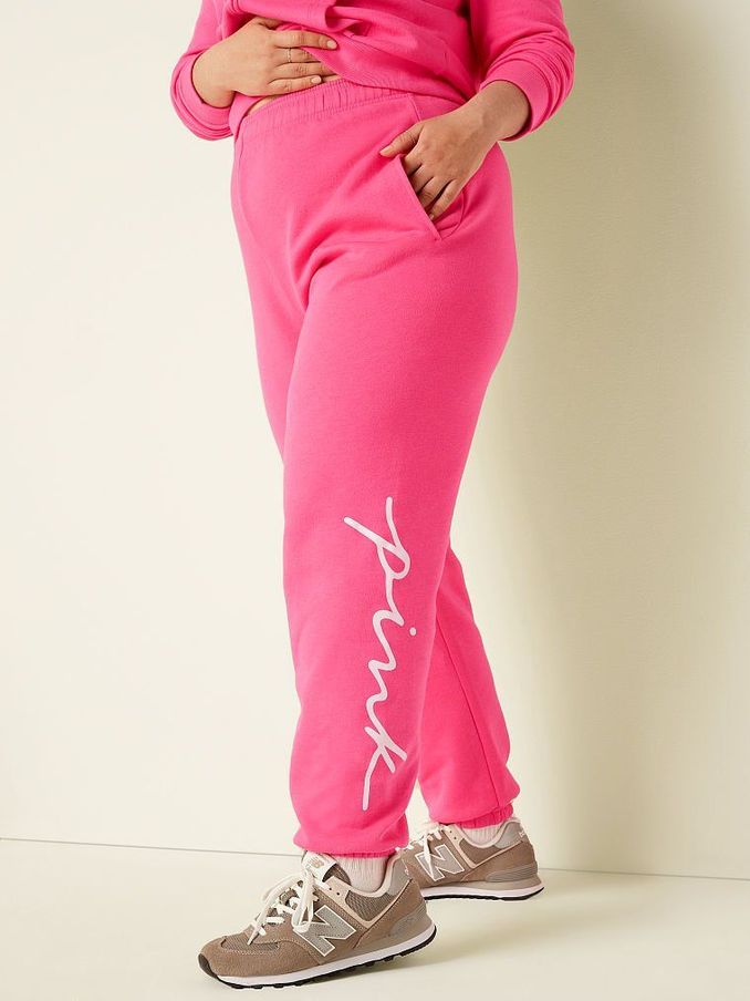 Capri Pink Script Logo Everyday Lounge Campus Pant (P80284) | €22