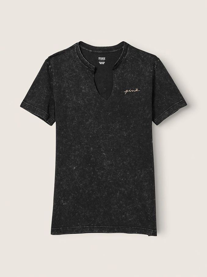 Pure Black Wash Peace Sign Campus Short Sleeve Notch Neck Tee (P81557) | €11