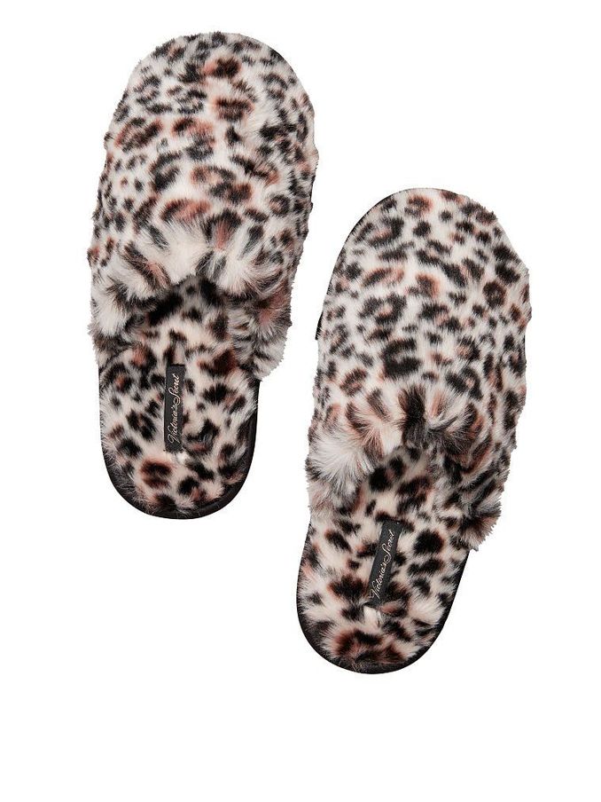 Spotty Leopard Closed Toe Faux Fur Slipper (P84155) | €17