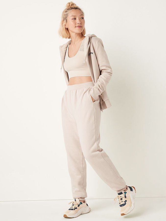 Vanilla Bean With Heritage Logo Everyday Lounge Reversible Sherpa Jogger (P87267) | €11