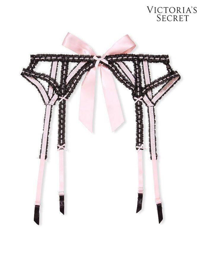 Black Ribbon Slot Garter Belt (Q08006) | €5