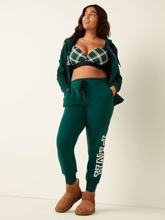 Dark Garden With Foil Classic Logo Everyday Lounge Jogger (Q10948) | €20