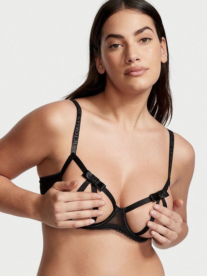 Black Strappy Open Cup Demi Bra (Q11386) | €27