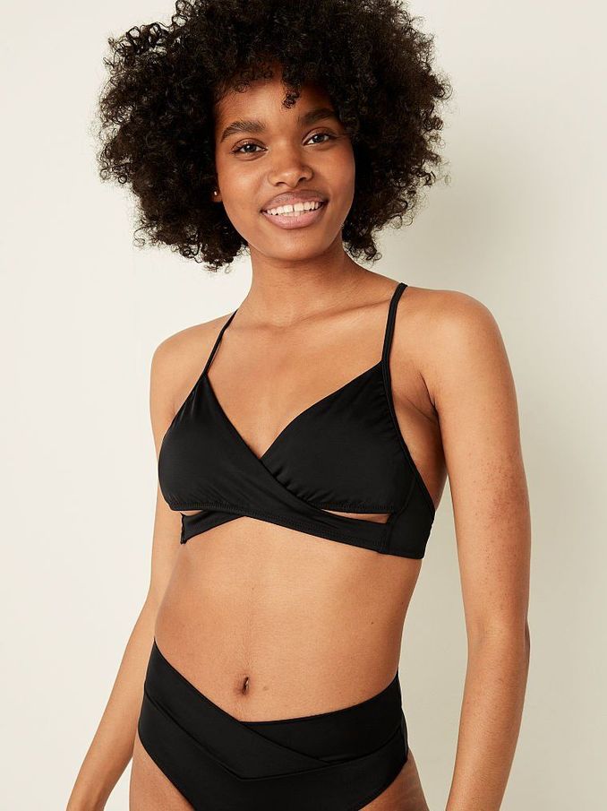Pure Black Wrap Bikini Top (Q11536) | €13