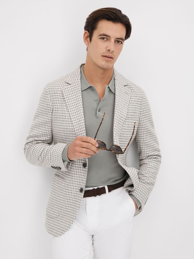 Slim Fit Wool Blend Single Breasted Blazer in Soft Grey (Q63707) | US$245