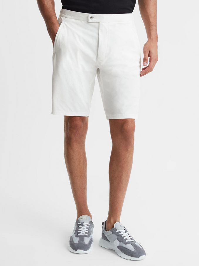 Relaxed Fit Golf Performance Shorts in White (Q69227) | €43