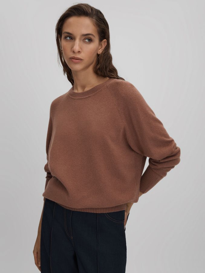 Oversized Wool Blend Crew Neck Jumper in Dusty Pink (Q71041) | US$78