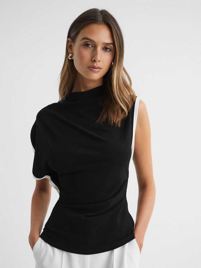 Asymmetric Contrast Trim Top in Black/Ivory (Q72177) | €82