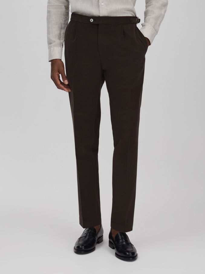 Oscar Jacobson Slim Fit Adjustable Cotton Trousers in Dark Brown (Q89522) | US$187