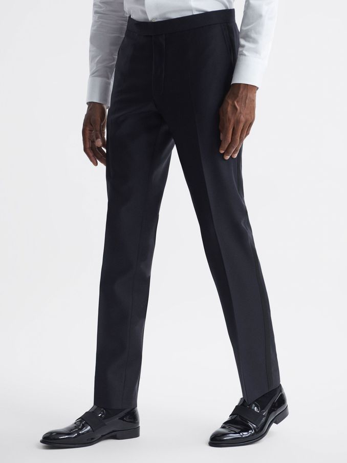 Oscar Jacobson Slim Fit Wool Blend Trousers in Navy (Q89529) | US$208