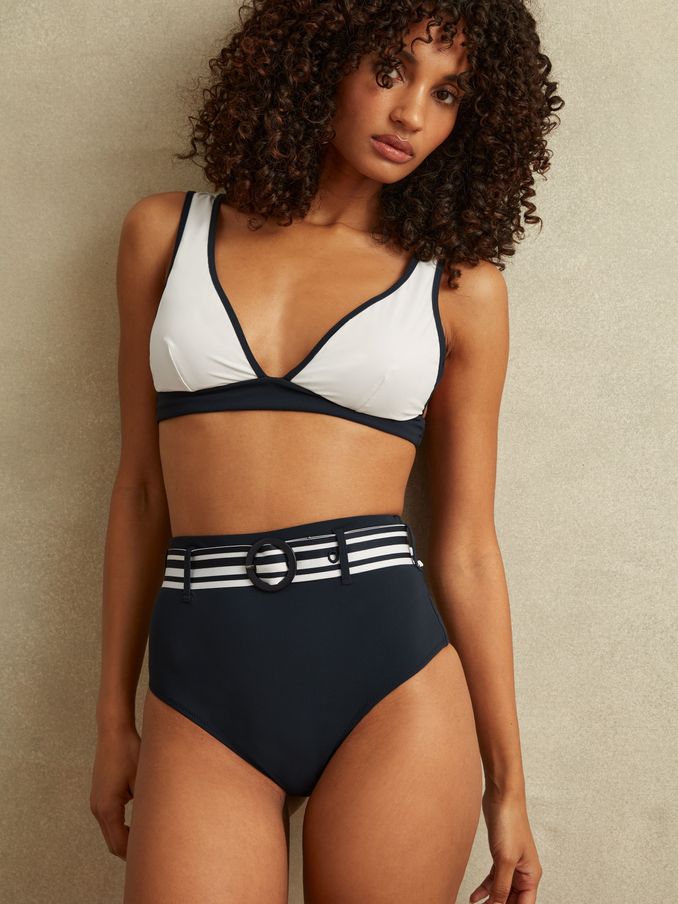High Rise Belted Bikini Bottoms in Navy/White (Q90410) | US$44