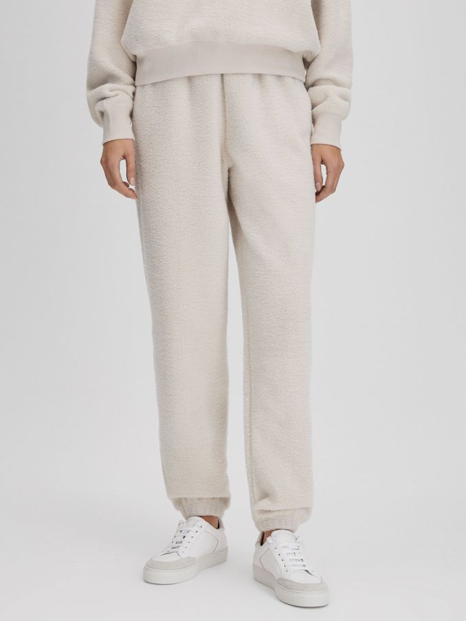 Good American Tusk White Good American Elasticated Sherpa Joggers (Q91916) | US$80