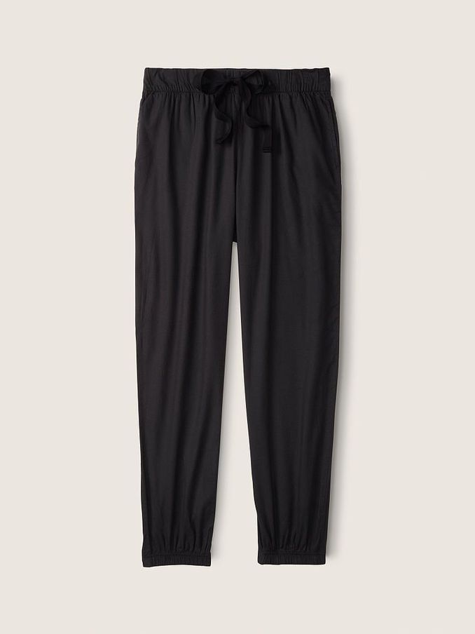 Pure Black Gradient Logo Flannel Sleep Campus Jogger Pant (R65696) | €11