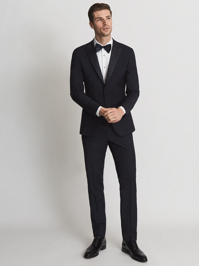 Modern Fit Performance Dinner Jacket in Navy (T50096) | CHF 187