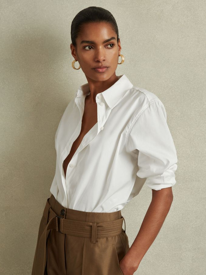 Cotton Poplin Shirt in White (U09914) | US$47