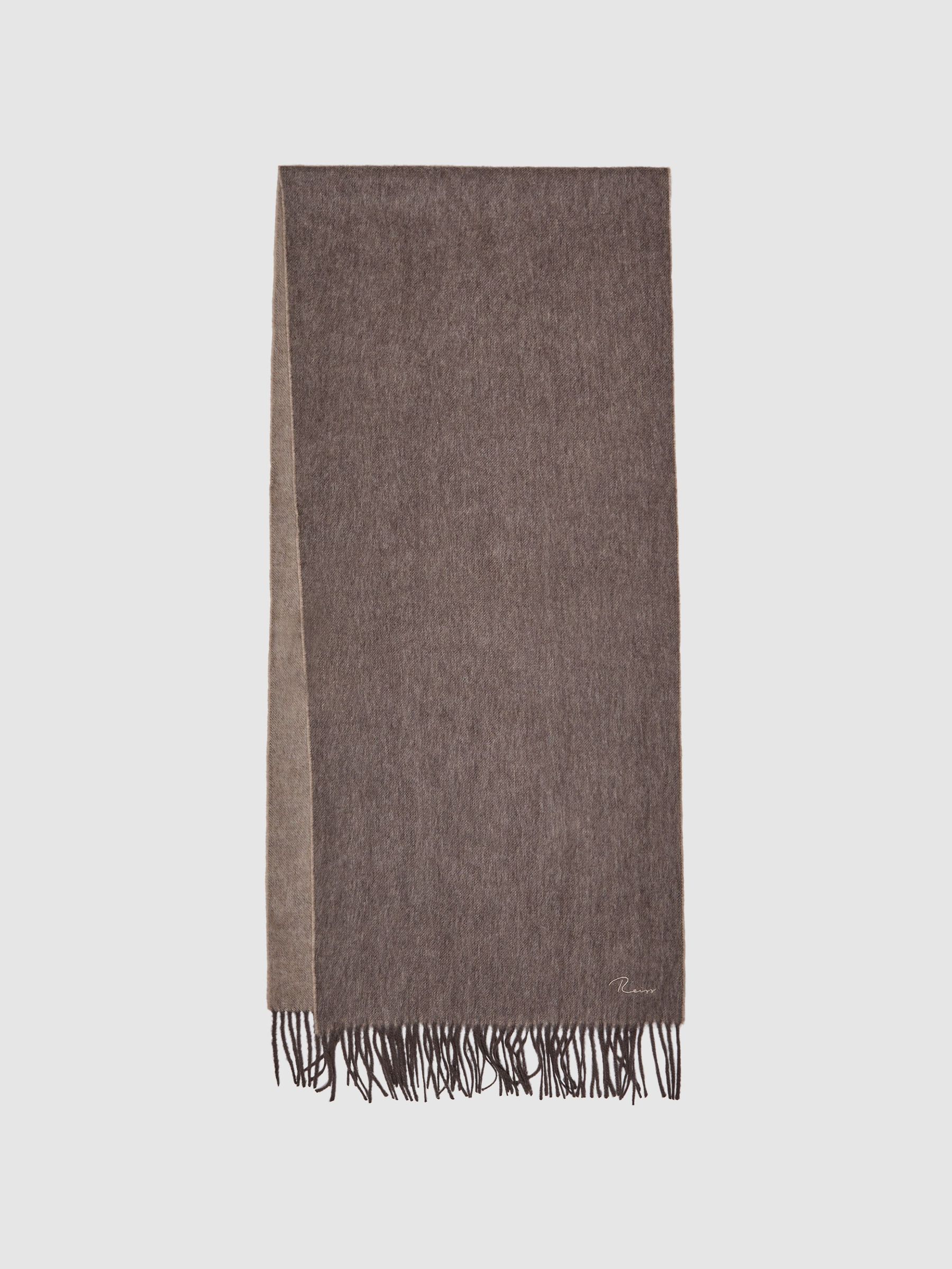 Wool and Cashmere Scarf in Taupe (U76815) | €95