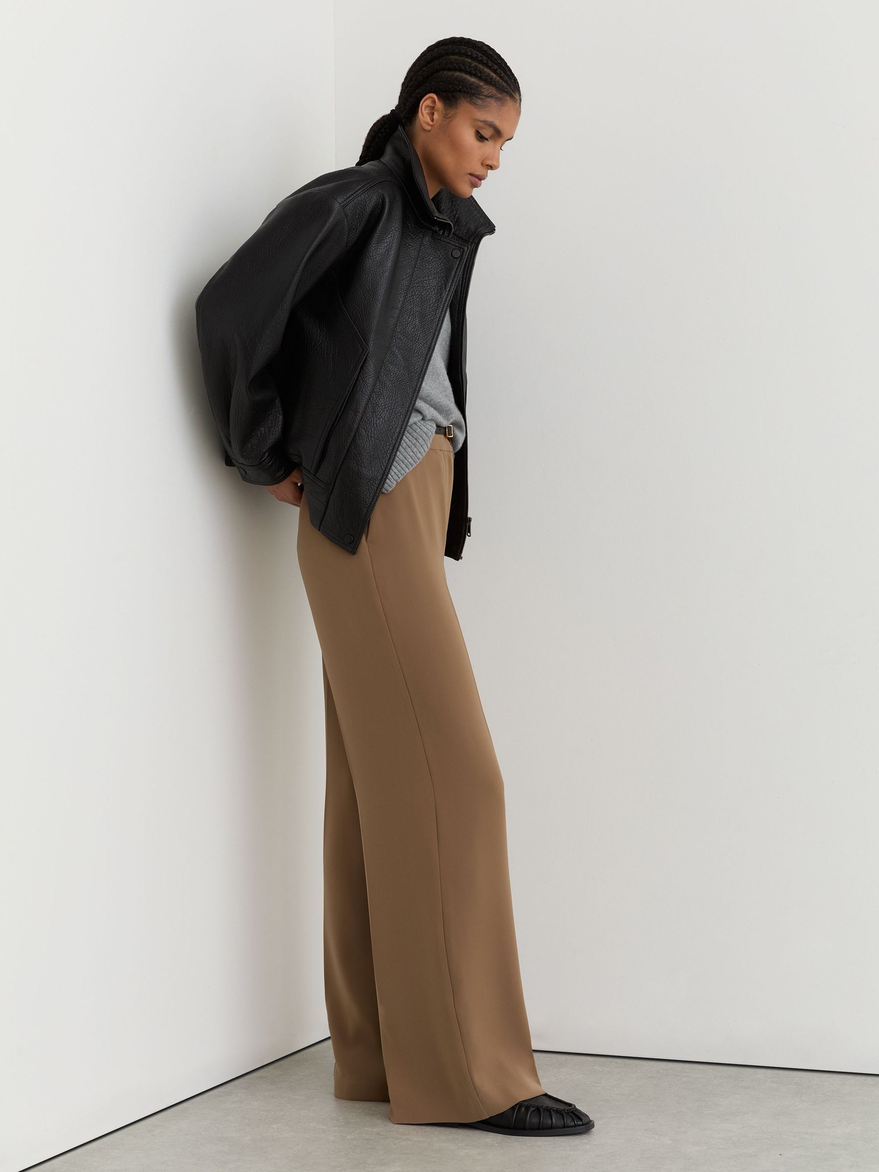 Petite Wide-Leg Tailored Trousers in Camel (V00397) | €195