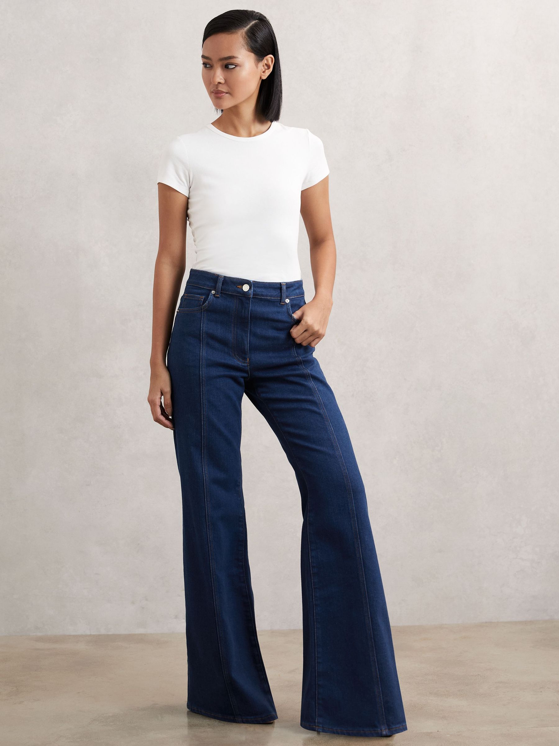 Petite Flared Seam-Detail Jeans in Blue (V14713) | HK$2,260
