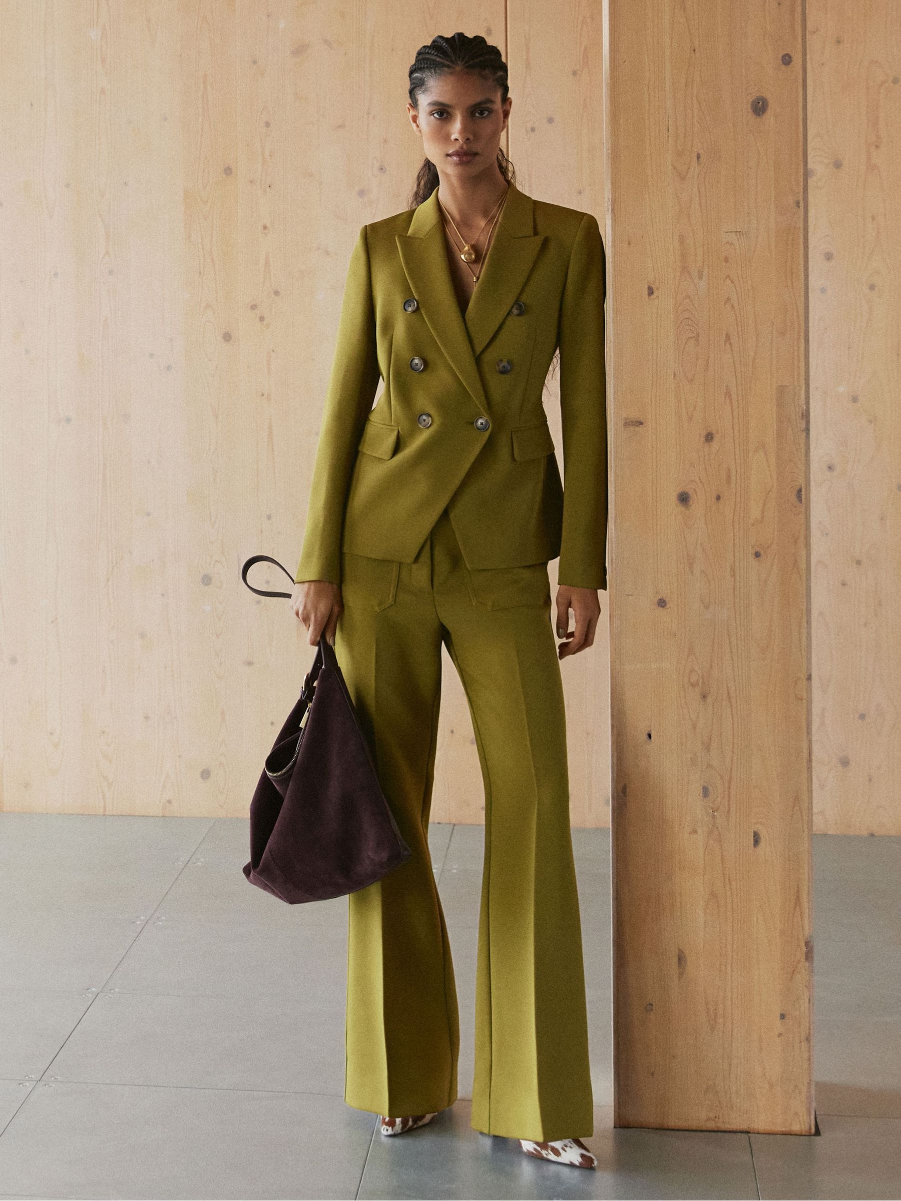 Twill Patch-Pocket Flared Trousers in Chartreuse Green (V23836) | HK$1,940